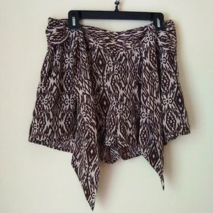 BCBG Women Short 13